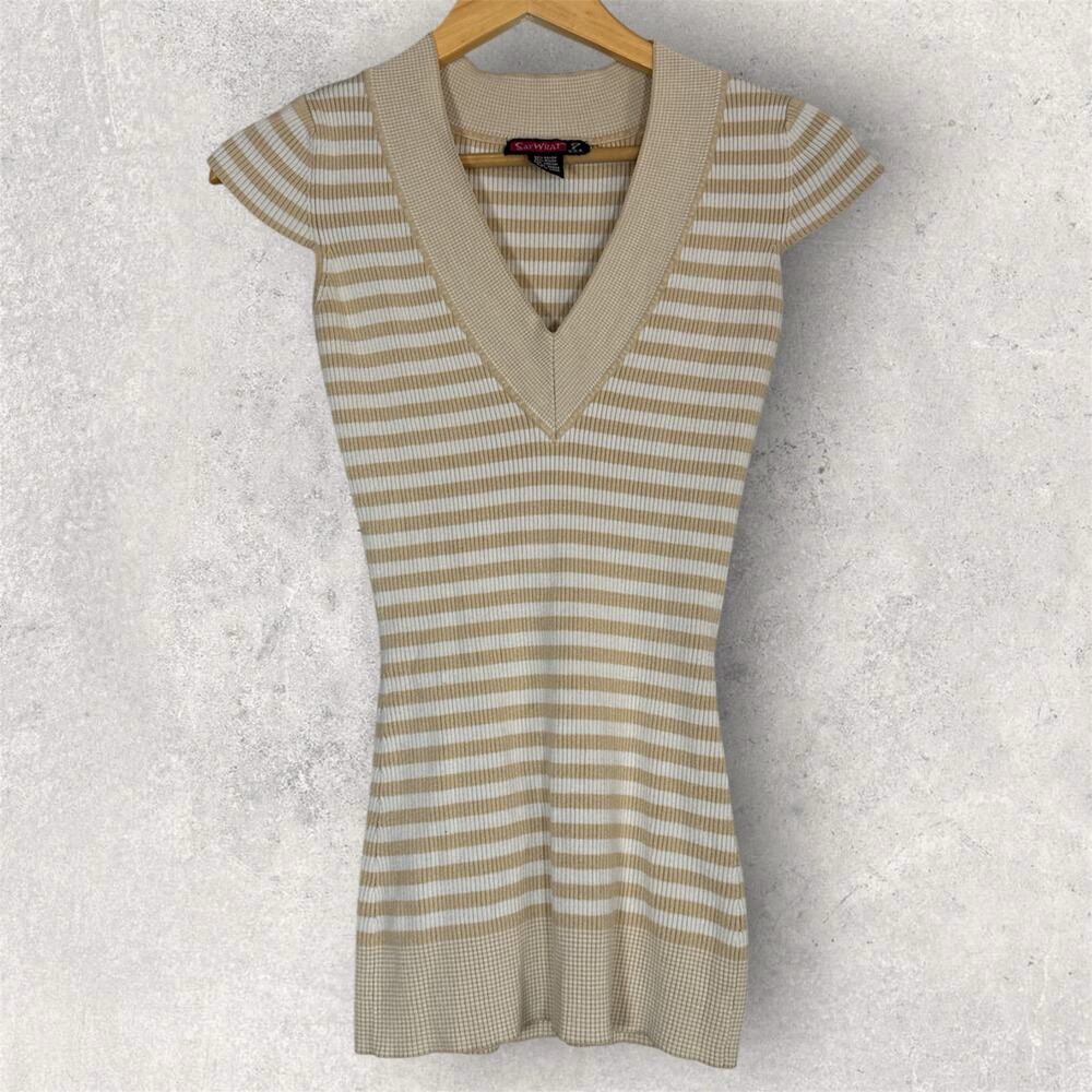 Y2K Ribbed Striped V Neck Tee Medium Long Line Bella Swan Tan Indie Sleaze Tight